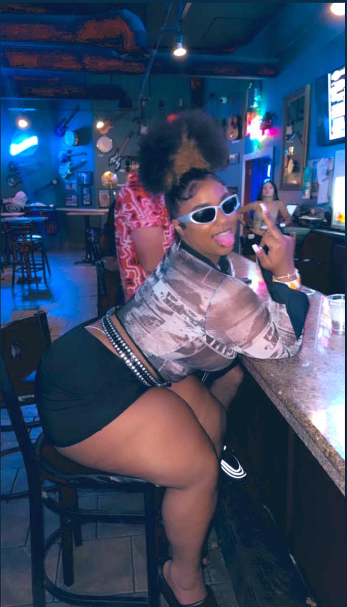 Kar_Karrrr's tweet image. her 🖤