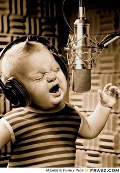 Betly_sweet's tweet photo. Starting to learn how to do voiceovers now 😍😍😍 https://t.co/Q3EDKxYPCW