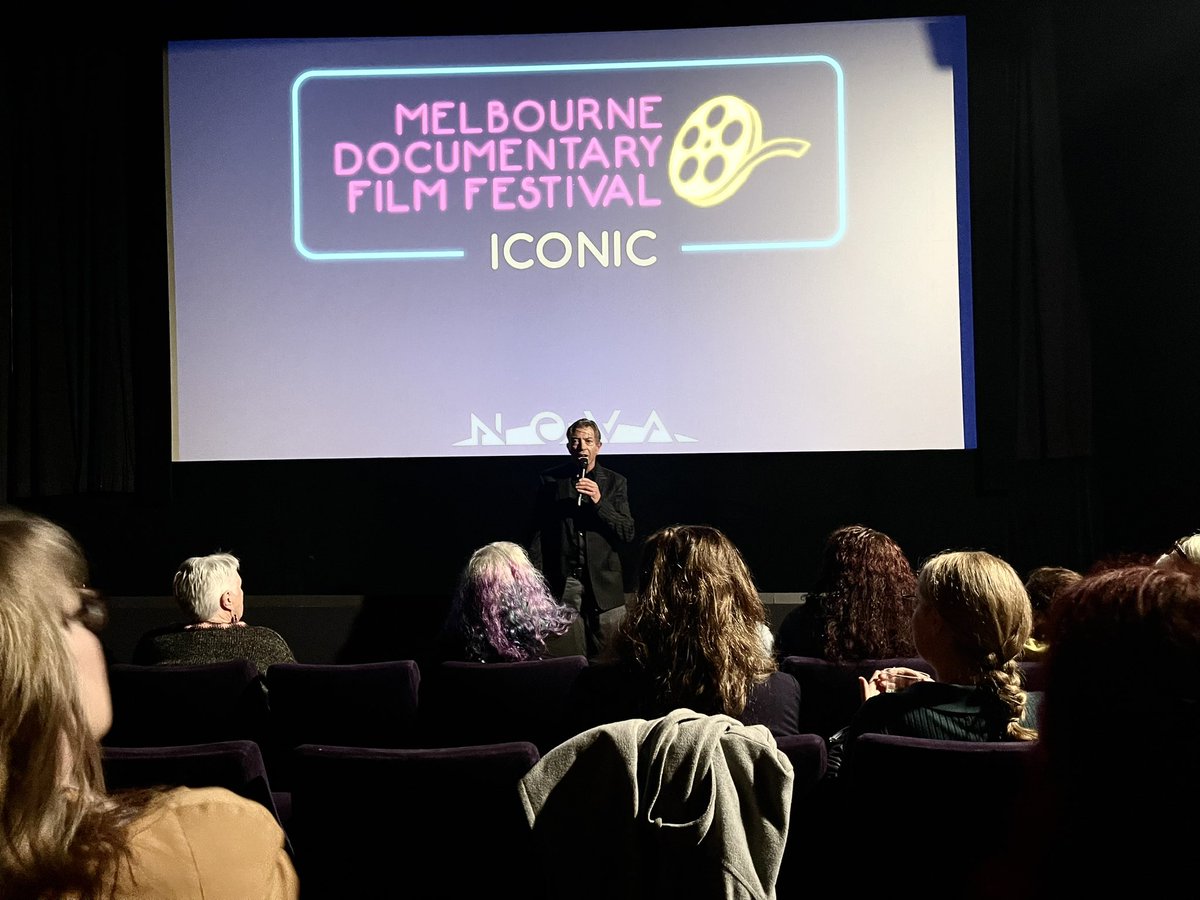 Craig Foster tweet media