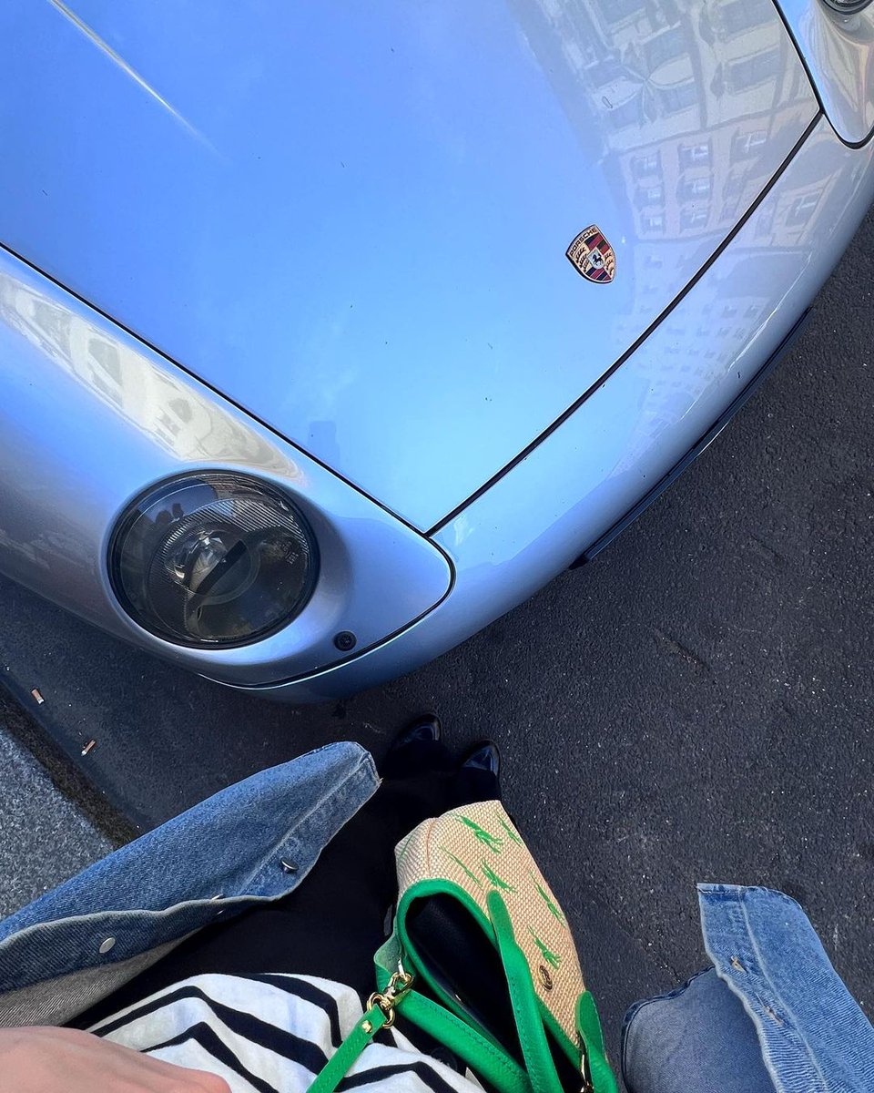 wil_nellie's tweet photo. 🌞 Embracing the #SundayRide vibes! 🏎️through the sun-kissed streets, feeling the wind in our hair, and enjoying the freedom of the open road🛣️#Mood #SundayFunday #sundayvibes https://t.co/mXrLBTgIMd