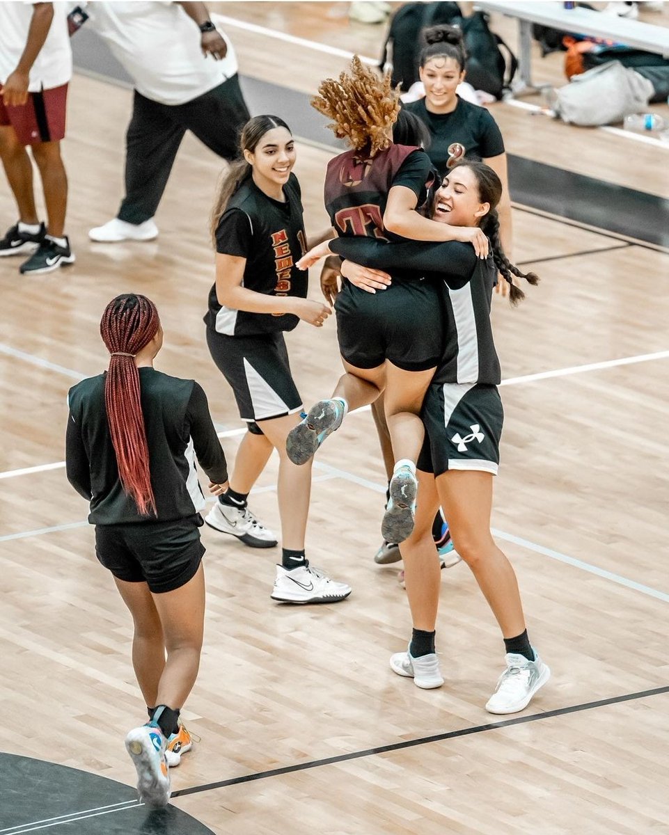siennajustiss's tweet photo. PrimeTime National Champions
7 - 0 🏆
@nemesiswbb @DriveNation_Dfw @1MHSCardinals @Melissa_GBBall
#primetimenationals #drivenationbasketball #eybl #jointhenation https://t.co/uPcCkDYOP5