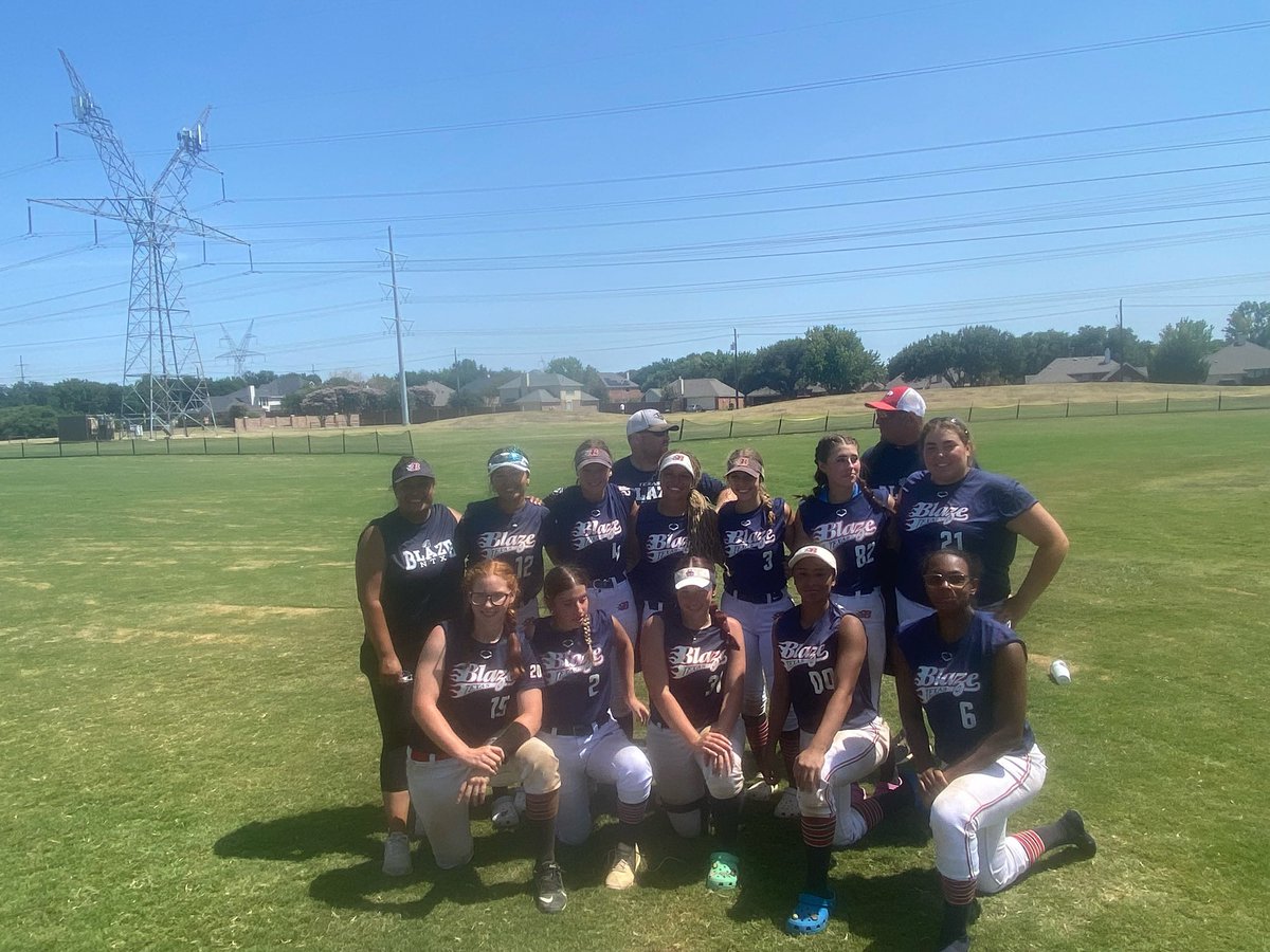 cera_fite21's tweet photo. last tournament of the season. i’m gonna miss playing with this amazing team but i can’t wait to see how they grow. i love you guys and good luck next season. ❤️ @NTXBLAZE16U https://t.co/JwJ0yf8GHo