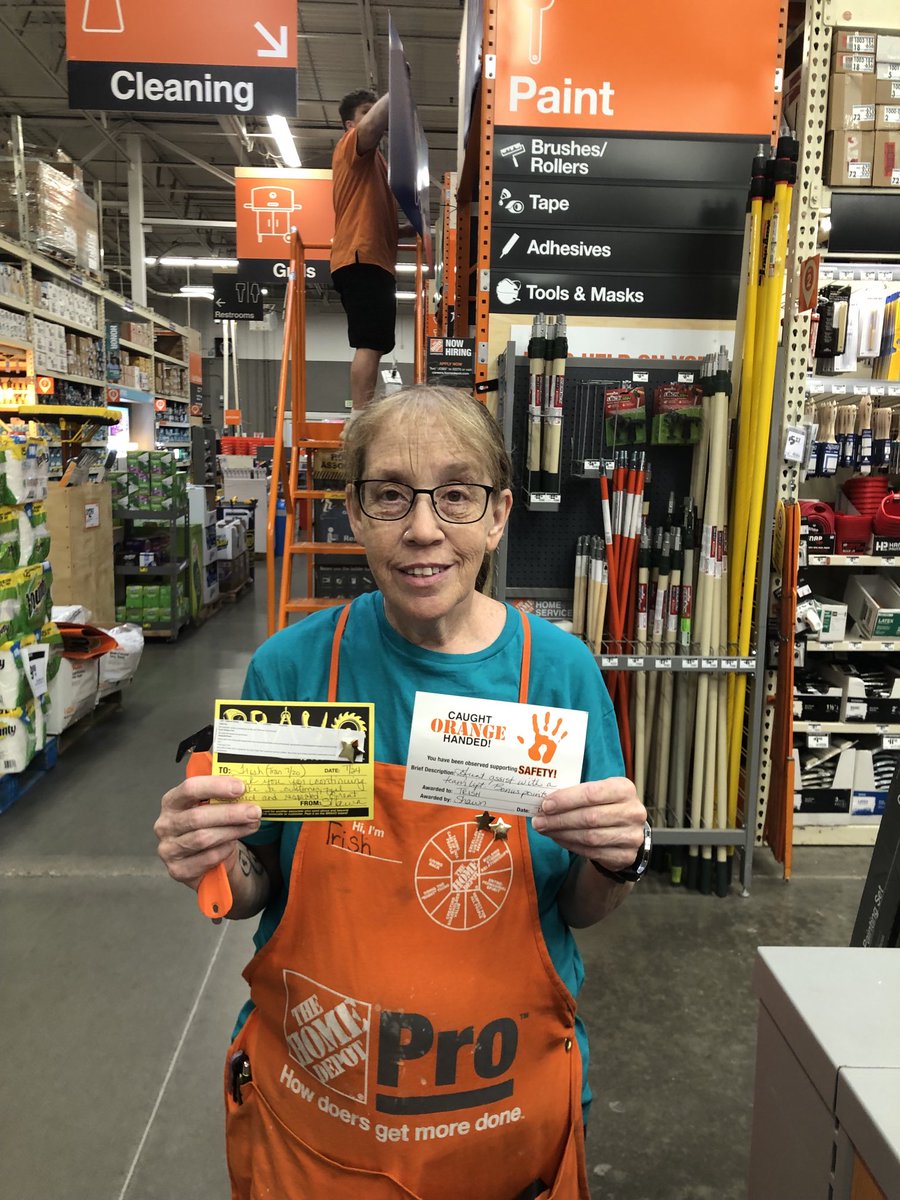 #DreamTeam2217:  Have you met TRISH?  She’s been rocking Customer Service as the Pro Paint Specialist.  Thank you for putting Customers FIRST!  ⁦<a href="/DanielMooreTHD/">Daniel Moore</a>⁩ ⁦@coachplank⁩ ⁦<a href="/JohnnyTBush/">john</a>⁩