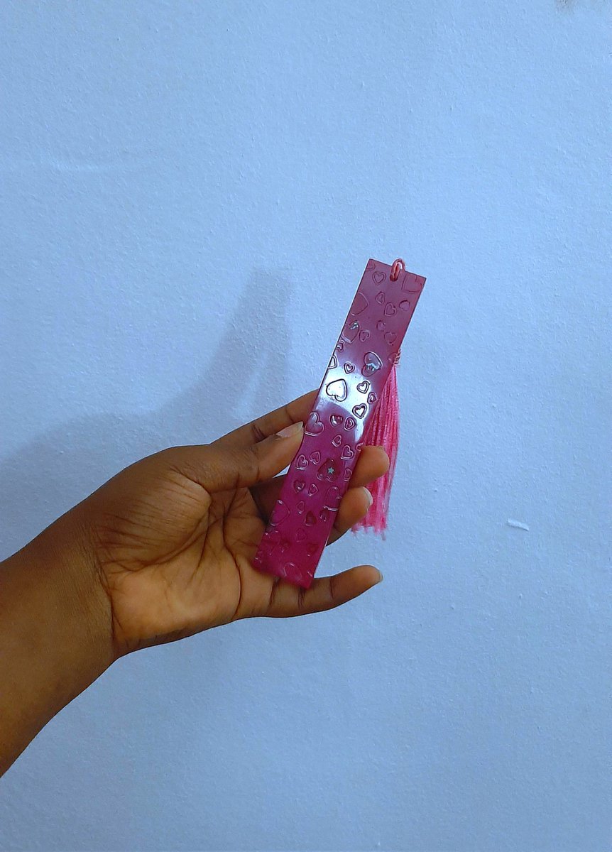 resinbydae's tweet photo. These bookmarks can be made in any design you want. Customisable too.

Order now during #NightMarketWithDammyB and get 15% discount off.
PRICE: 2,000naira
.
.
.
@_DammyB
#NightMarketWithDammyB #Pagesbydamicommerce #flutterwa #MidYearNightMarketWithDammyb https://t.co/OCliDdeDnx