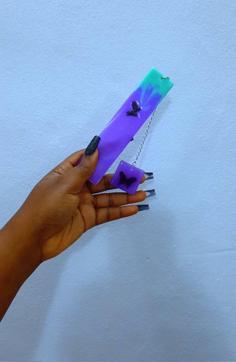 resinbydae's tweet photo. These bookmarks can be made in any design you want. Customisable too.

Order now during #NightMarketWithDammyB and get 15% discount off.
PRICE: 2,000naira
.
.
.
@_DammyB
#NightMarketWithDammyB #Pagesbydamicommerce #flutterwa #MidYearNightMarketWithDammyb https://t.co/OCliDdeDnx