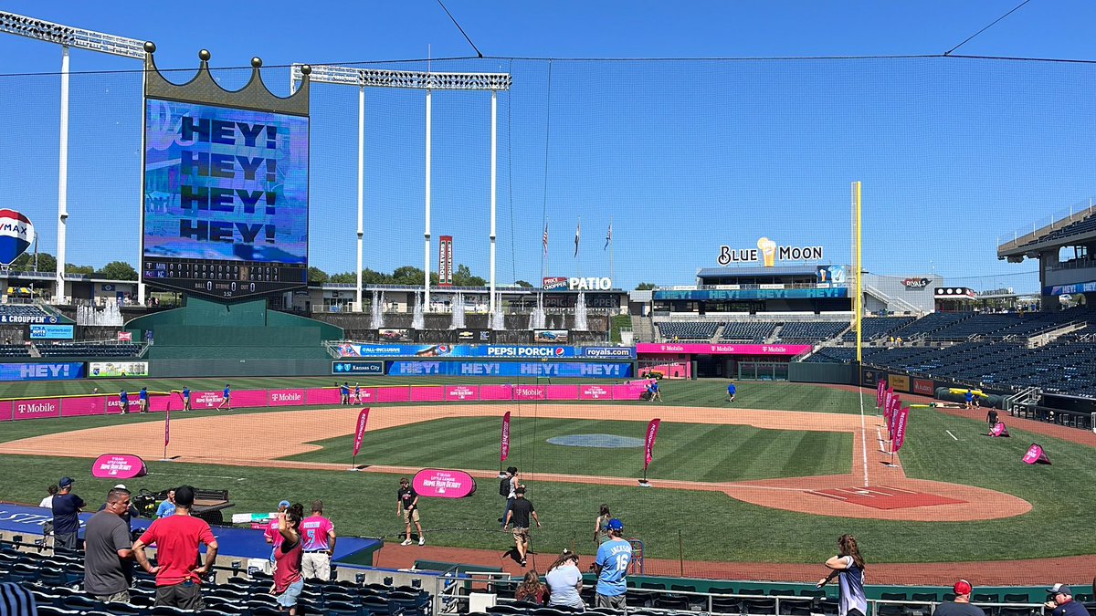 Staying after the game for the Little League home run derby!