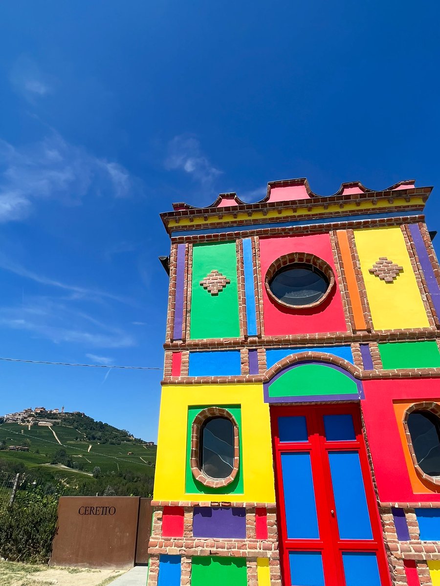 GiuliaGandelli's tweet photo. Langhe: Grinzane Cavour, Barolo, La Morra https://t.co/kRw3isLCgf