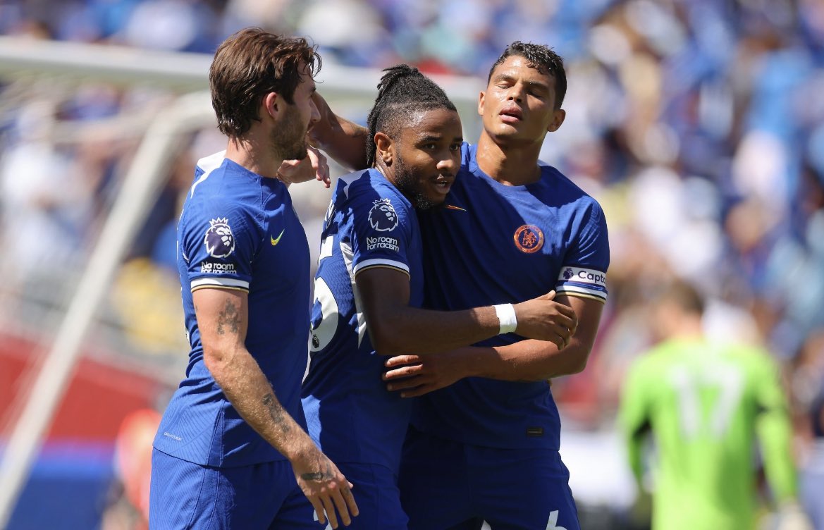 Nkunku on winning #PLSummerSeries and first trophy under Pochettino:

'It’s good for the confidence. We did a great pre-season. We want to win the last game vs Dortmund. After, we are ready for the season.'