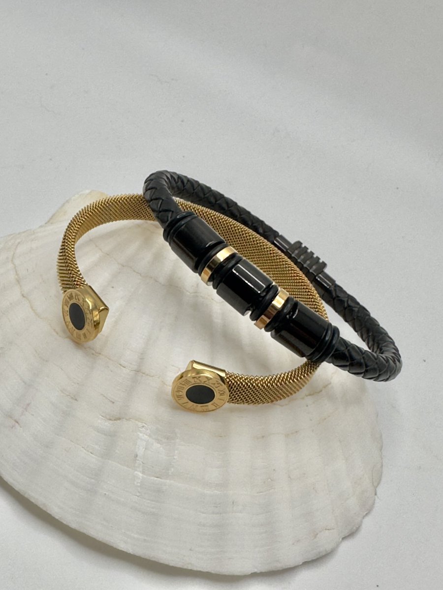 BertaCarolina's tweet photo. Encuentra estas y otras pulseras , accesorios en tendencia en @bertacortinastore IG https://t.co/V4Bz6w9si7