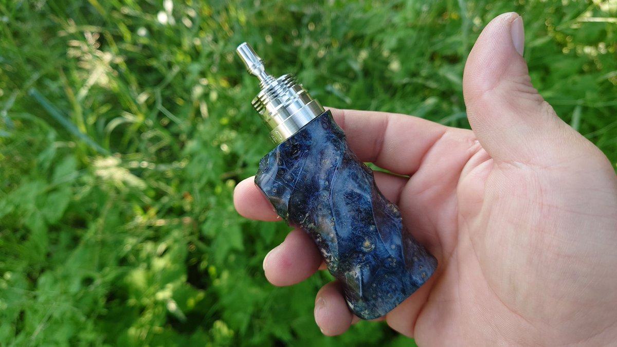 CebrjowHwScHCkj's tweet photo. 皆さん、おはよっチェ😆👍今週も宜しくご安全に🙇💦#LKC Aether Stab Custom + #415RDA ZERO零 😋💦 #VAPE #vape好きな人と繋がりたい #VAPE好きと繋がりたい #VAPE初心者 #LowkeyCustoms #iamlowkeycustoms #LovePinoyVapingGears #stabwood https://t.co/p8kk20NkOp