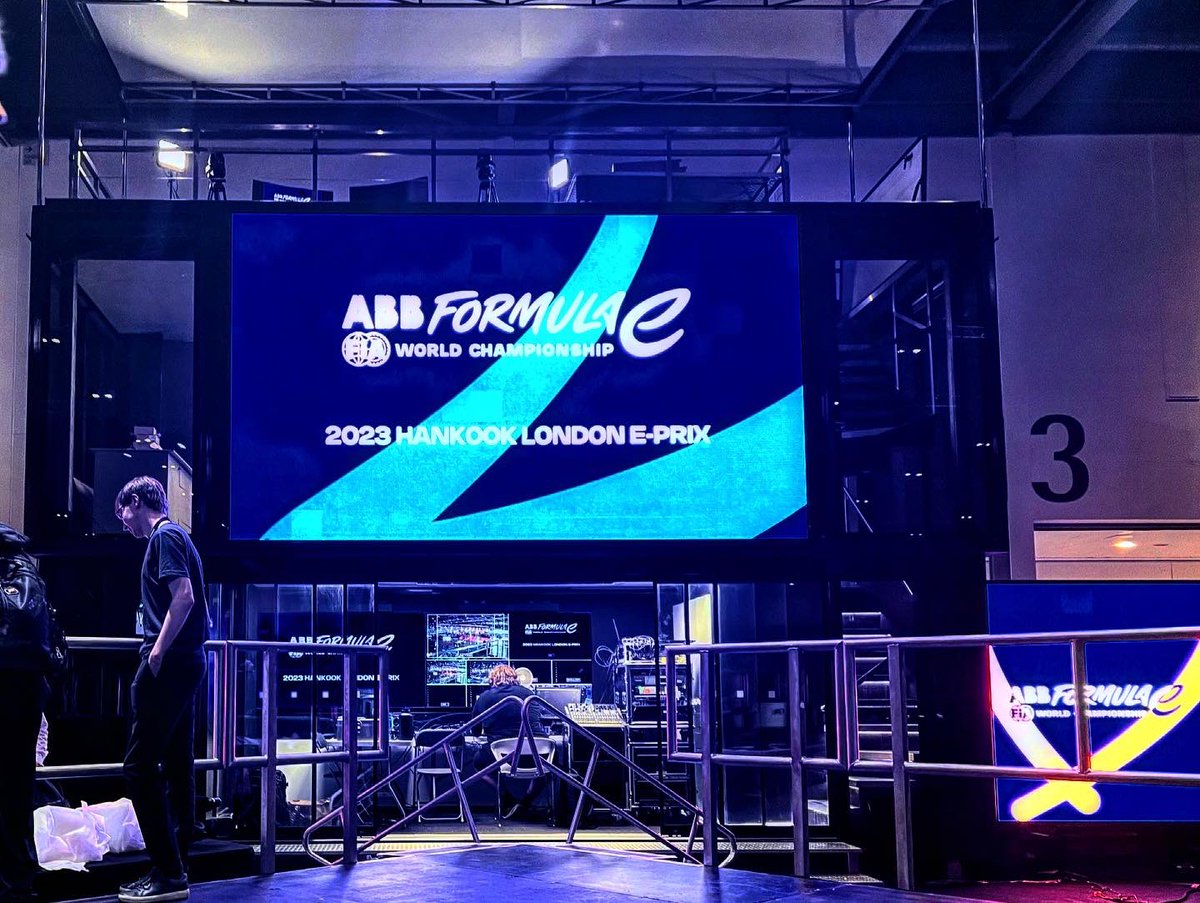 Army ( Ray)🔜 Dreamhack tweet media
