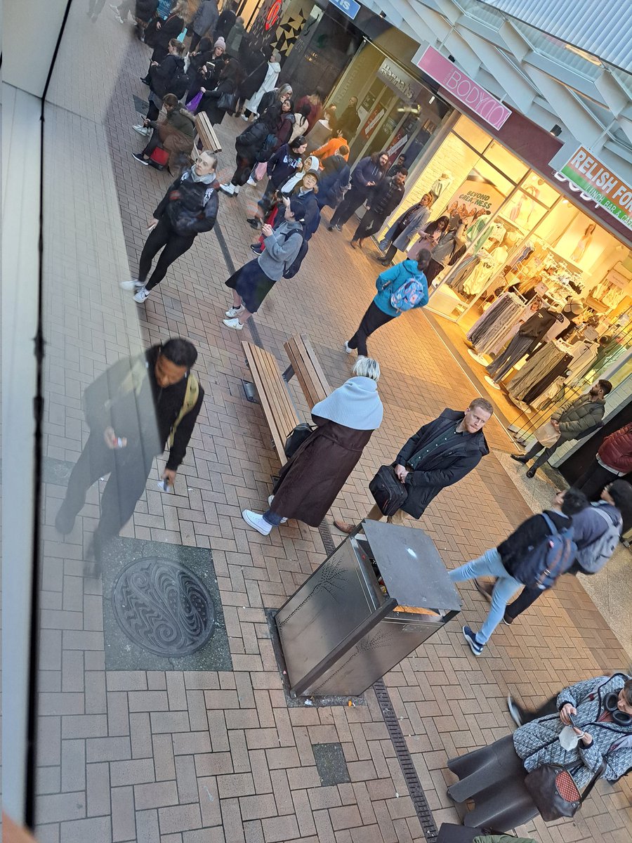 Windynell's tweet image. Climate-friendly modern transport for Wellington takes a hit in National party transport policy. #LGWM, the only programme that has walking and public transport elements, a significant $ investment could be gone post-election. #VotesMatter @NZLivingStreets