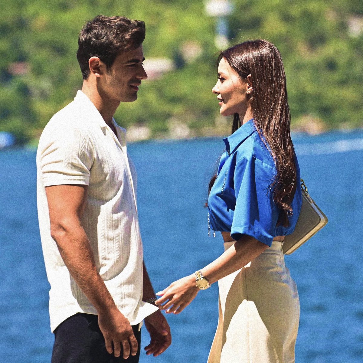 selinvy's tweet photo. mondays belong to them, happy sercem day! 💙

#üveyanne • #sercem https://t.co/AOrEjycRTx