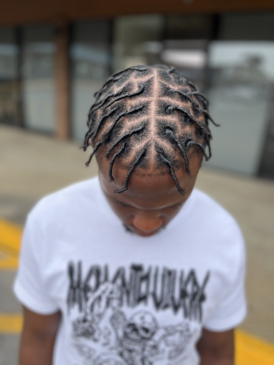 Wazia_'s tweet photo. 🌍 Wazia’s World of Locs 🌍
- Tap In
#NashvilleLoctician https://t.co/eir1XAiIoS