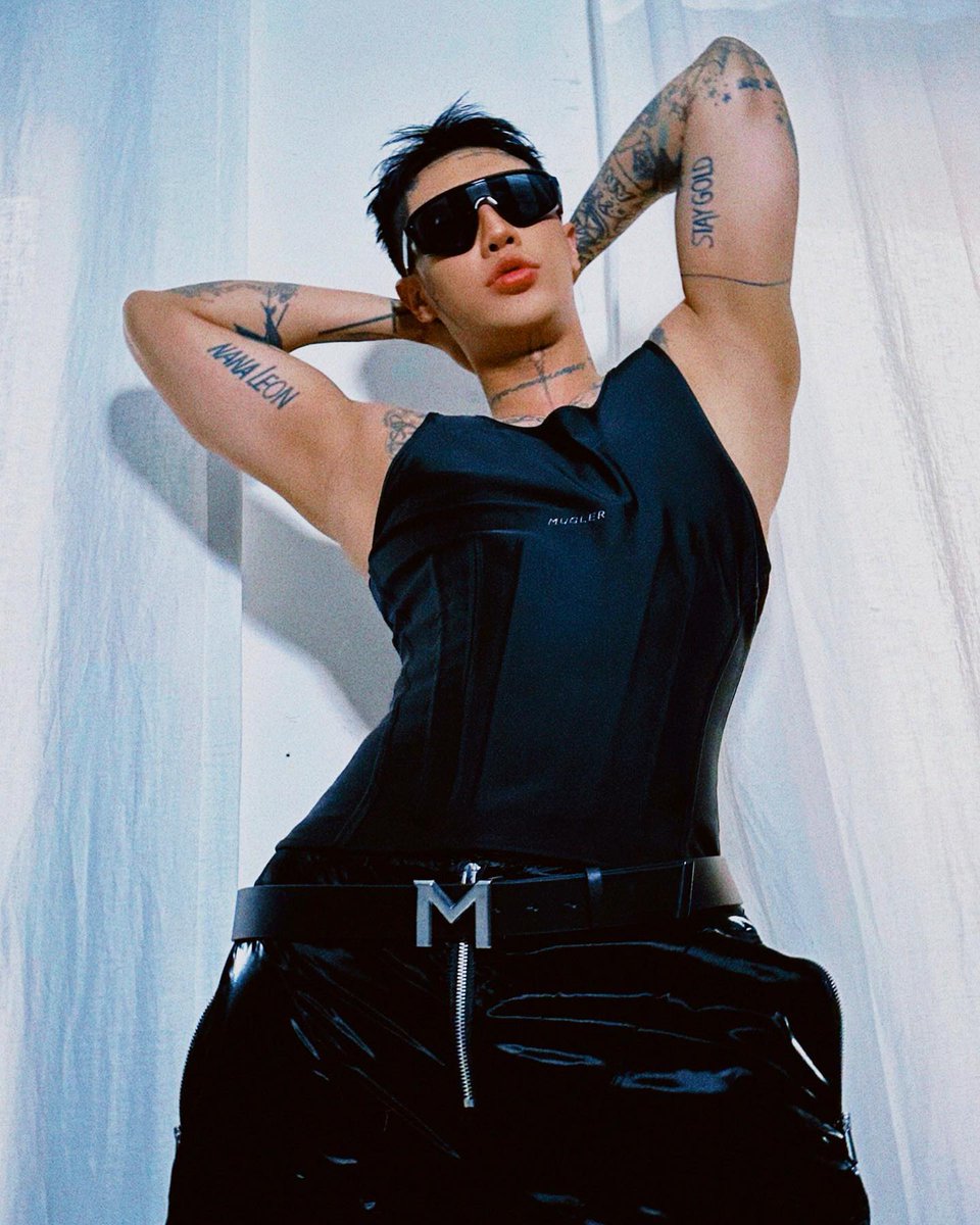 ghostedclown's tweet image. ㅤㅤㅤㅤ
ㅤㅤㅤ      𝐬e𝗏ə𝗇 𝖽𝗂𝖿𝖿𝖾𝗋𝖾𝗇𝗍 α𝗇𝗀l𝖾𝗌, 
ㅤㅤ    ㅤ㊰' 𝓘 𝖼𝖺𝗇 𝖻e 𝗒ᦅ𝗎ɾ 𝐟𝖺𝗇𝗍𝖺𝗌𝗒
ㅤㅤㅤ