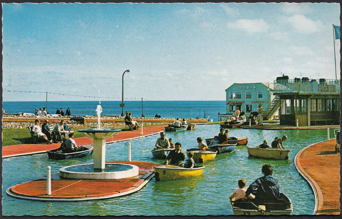 Come in No. 11 your time is up! With the sea in the background it looks a bit like an infinity boating pool but in reality there's a steep cliff separating the two at #Cromer #NorfolkCoast #PostcardOfTheDay