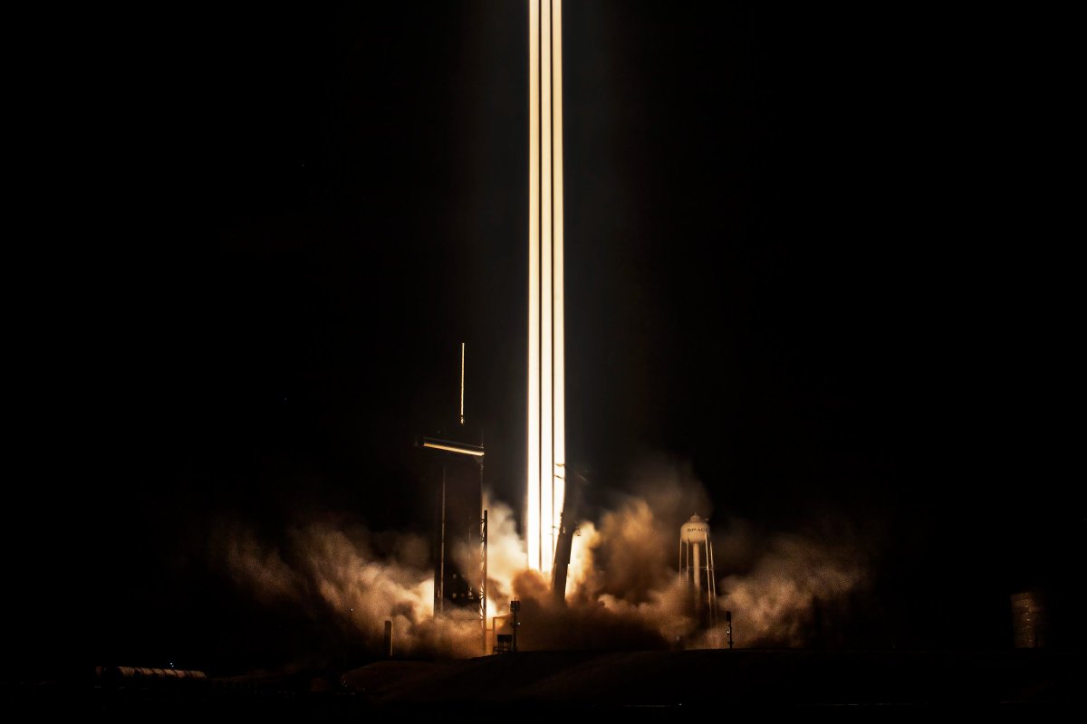 SpaceX tweet picture