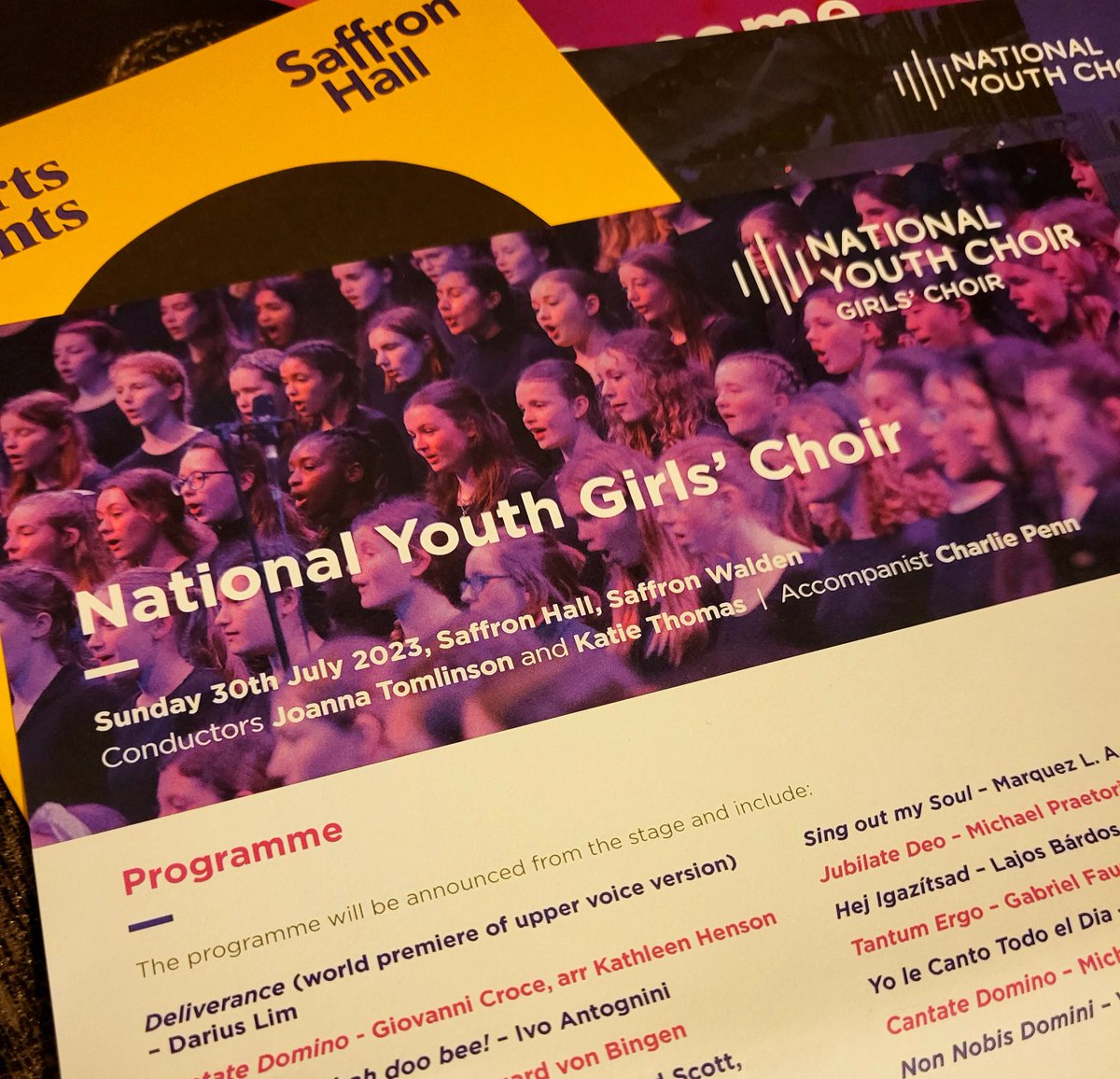 timothycroall's tweet photo. Wah bah dah bah doo bee! A joyous Sunday afternoon of music making with the @natyouthchoir Girls Choir end-of-course concert @SaffronHallSW From Byrd to Faure to #ShivaniRattan and #DariusLim 👏 https://t.co/zkEyzPdPdW