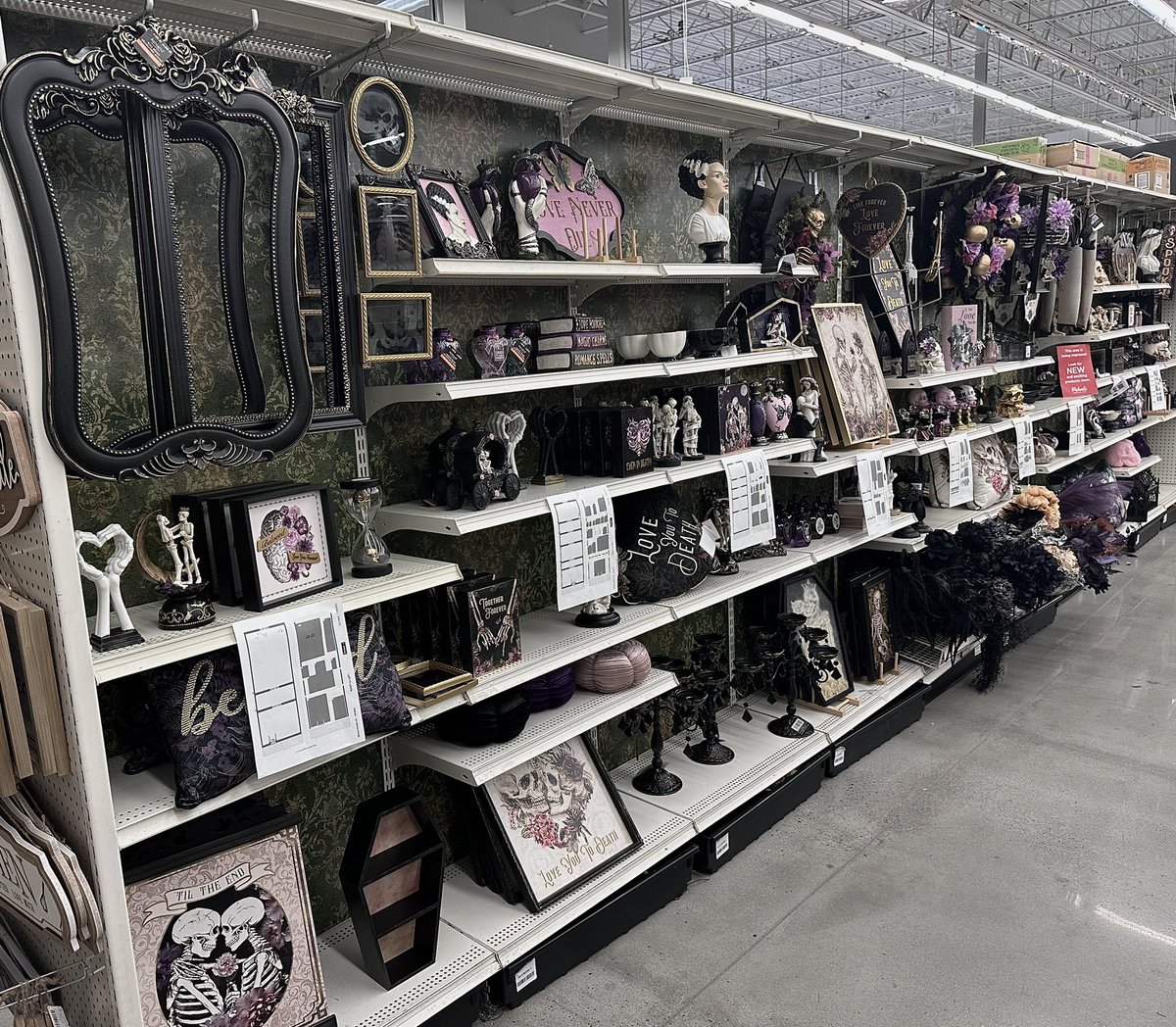 eek the halloween collection at michaels is so good this year