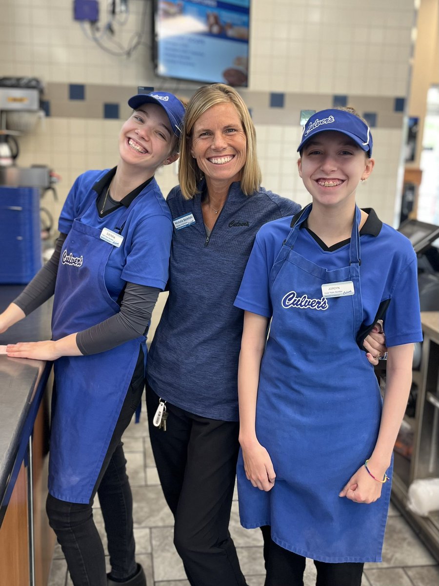 MBeimfohr's tweet photo. What I love most about my job….the people..💙 @culvers #truebluecrew https://t.co/WtqMCwfGpF