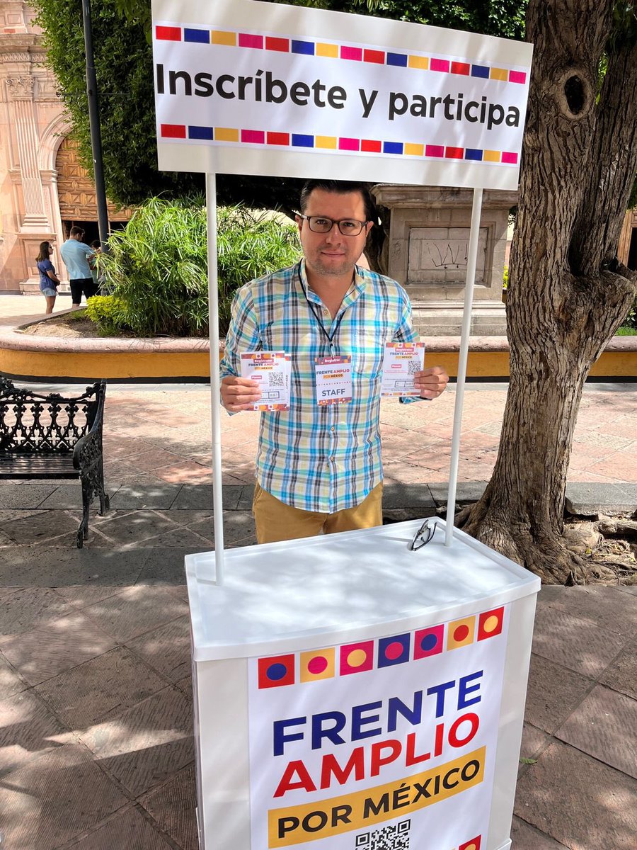 cheposainz24's tweet photo. Este domingo 😎 continuaron sumándose más y más ciudadan@s al #FrenteAmplioPorMéxico,
Te esperamos en el Centro Histórico, ven y  juntos #CambiemosMéxico https://t.co/k6P613G8tg