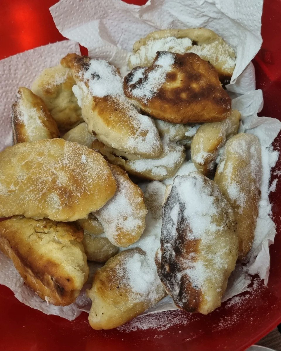 BelTonso's tweet photo. Salieron torta fritas rellenas 3 https://t.co/0fiSNNbaMI