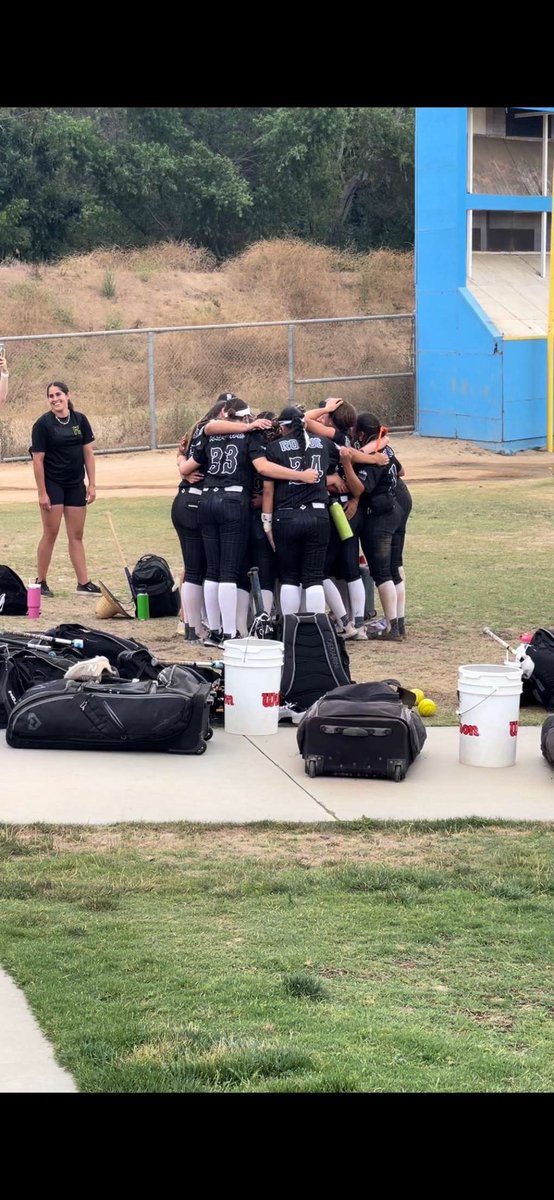 Daniella Gloria (@daniellagloria2) on Twitter photo What a week itโs been! we placed 3rd in the <a href="/thealliancefp/">The Alliance Fastpitch</a> NATIONAL tournament, I am beyond grateful for the past few weeks playing with these girls, knowing the seniors are going to be heading off to the next step in their lives.Iโm happy I got to be with them. โค๏ธ<a href="/RogueFC_Kaye/">roguefckaye</a> What a week itโs been! we placed 3rd in the <a href="/thealliancefp/">The Alliance Fastpitch</a> NATIONAL tournament, I am beyond grateful for the past few weeks playing with these girls, knowing the seniors are going to be heading off to the next step in their lives.Iโm happy I got to be with them. โค๏ธ<a href="/RogueFC_Kaye/">roguefckaye</a>