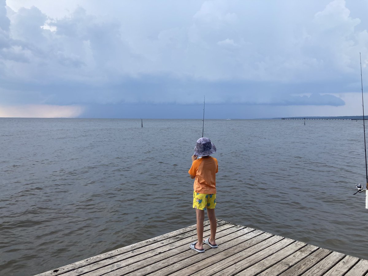 jodyaaron's tweet photo. Fishing at the Fairhope pier watching the thunderstorm roll in. @spann https://t.co/d9InWOQRKl