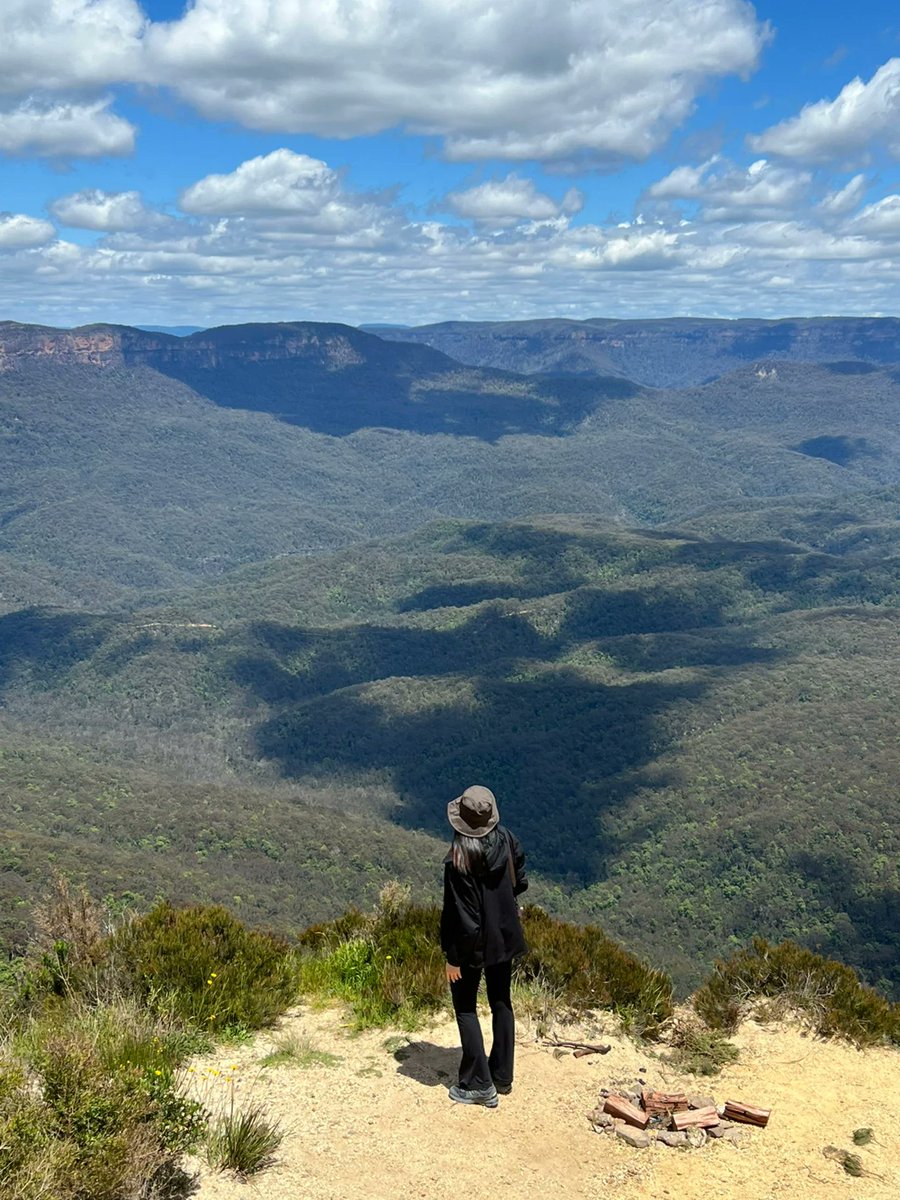 df3a21ds's tweet photo. Even though the wilderness is full of inconveniences and discomforts.

But camping is about learning to enjoy them.

And then to realise that "the present is all there is."😁 https://t.co/B7cTyYt2y0