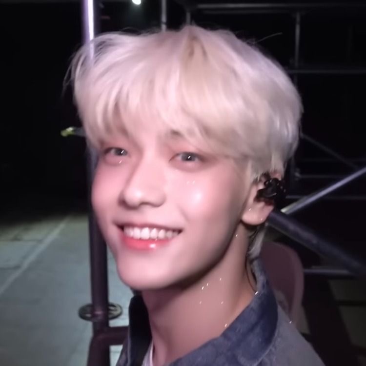 hourly soobin tweet media