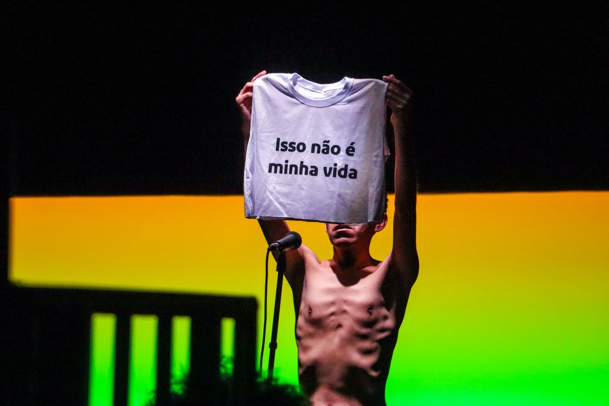sescavpaulista's tweet photo. Julho acabando e pra fechar o mês um carrossel de fotos do que rolou por aqui!😍
📸No nosso #fotodump tem show, performance, aula, oficina... um pouquinho da nossa programação, neste mês que passou.
❤️O que você fez ou viu aqui no Sesc Avenida Paulista em julho? Conta pra gente! https://t.co/Gr7iVXOq33