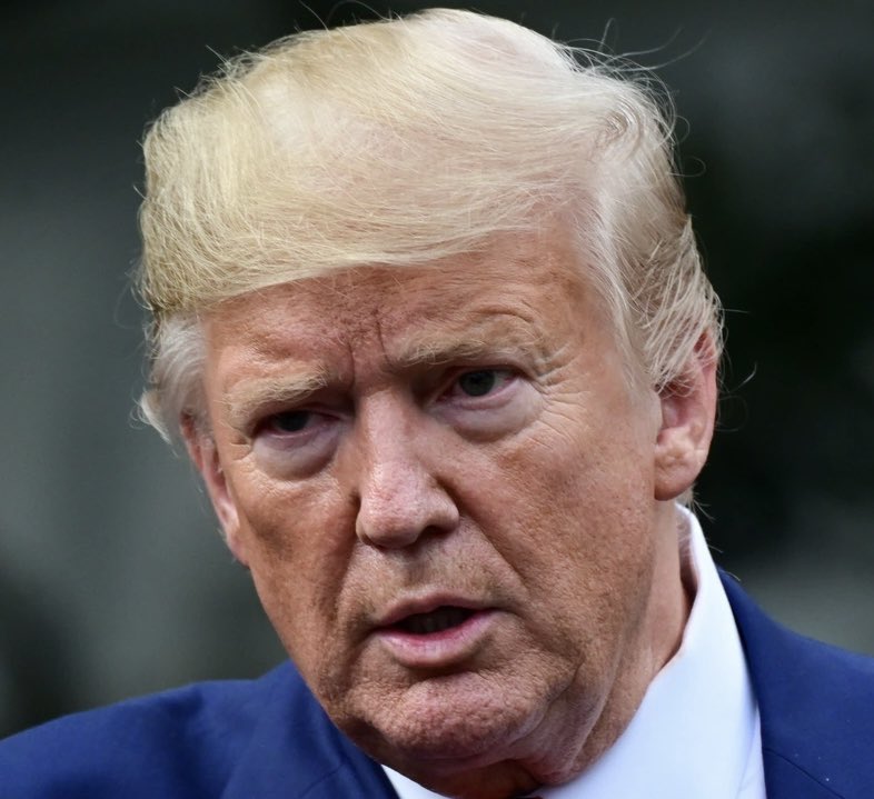 OccupyDemocrats's tweet image. BREAKING: CNN drops Sunday bombshell on 2024 Republican presidential candidate Donald Trump, reveals that Special Counsel Jack Smith just sent a target letter to the Mar-a-Lago employee who oversees the property’s surveillance cameras.

But it gets WAY worse for Donald Trump……