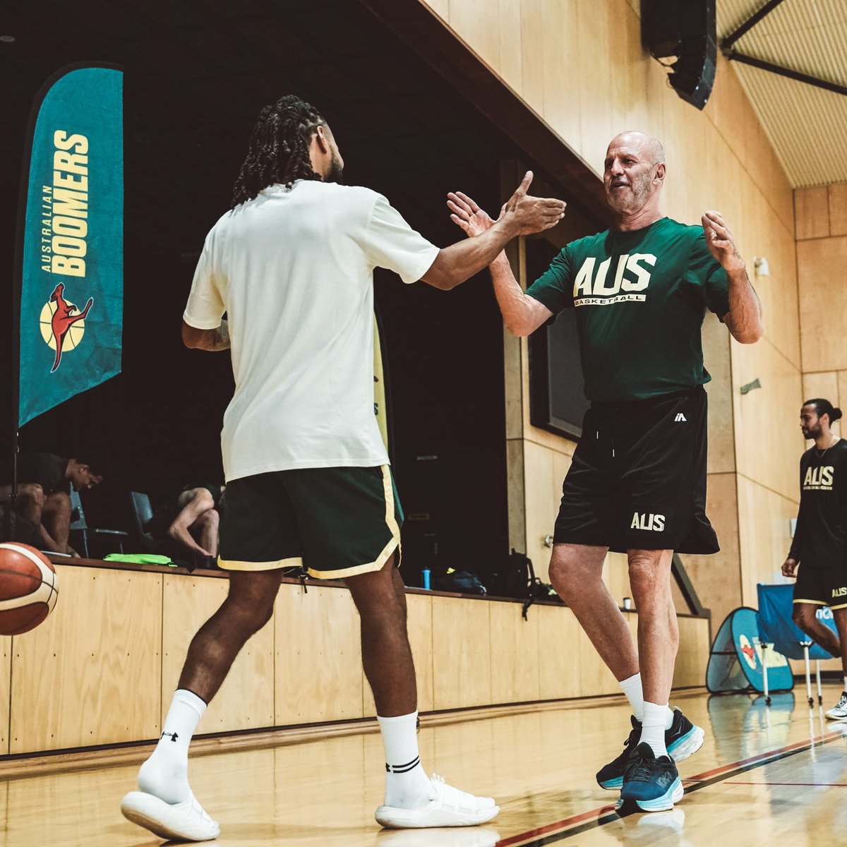 BasketballAus's tweet photo. The Boomers squad have arrived in Cairns ahead of their warm-up games in Melbourne.  We’re coming for you @FIBAWC 👊 https://t.co/WTflvzSfgV