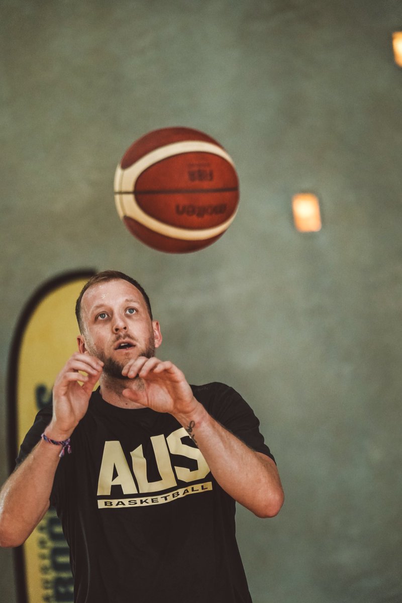 BasketballAus's tweet photo. The Boomers squad have arrived in Cairns ahead of their warm-up games in Melbourne.  We’re coming for you @FIBAWC 👊 https://t.co/WTflvzSfgV