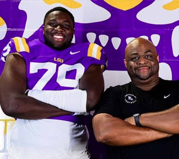 BREAKING: San Marcos High's ORY WILLIAMS Commits to #LSU. The very underrated 6'8 leviathan is ready to develop &amp; deliver under OL chief Brad Davis, check out our pre-commitment profile👇 lsuodyssey.com/post/two-to-th…