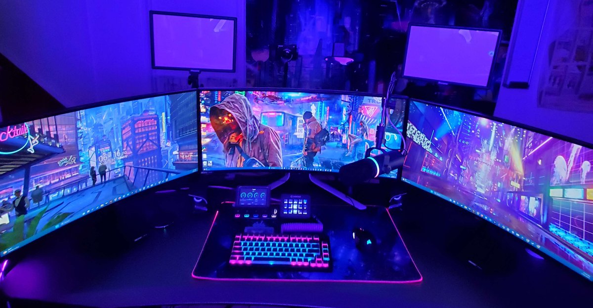 Anyone else find cleaning your streaming/gaming/office space cathartic? I feel like I just cleaned my whole existence. 

Ready to stream the #palia Closed Beta in THREE DAYS! 

<a href="/playPalia/">Palia</a> #paliapartner #playpalia #cozygames