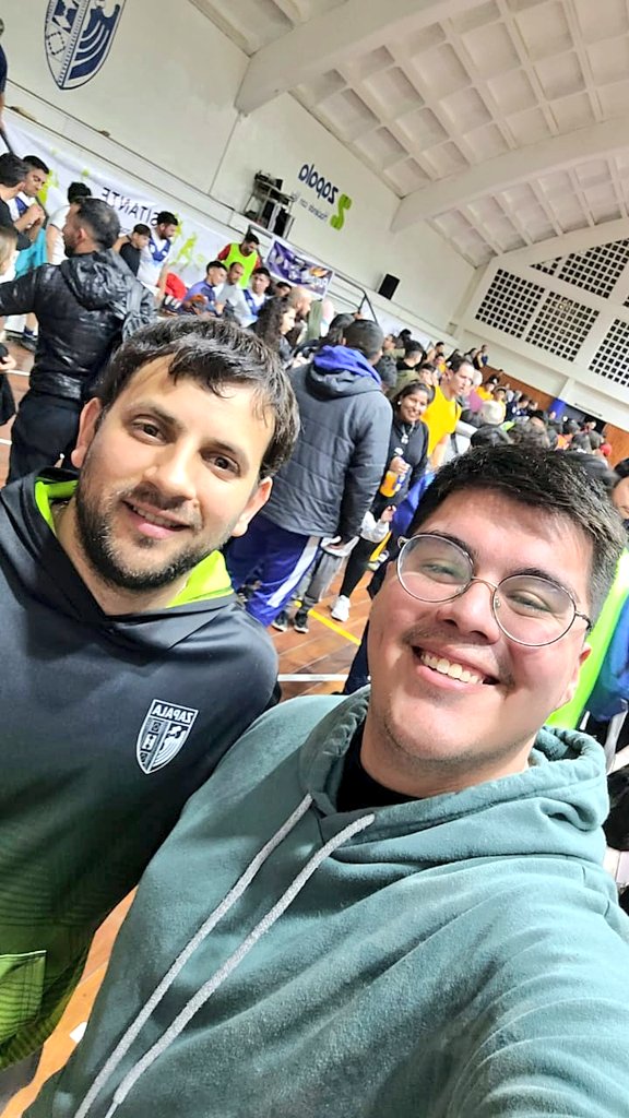 prensa_gabriel's tweet photo. #Futsal en #Zapala #SoyMaty @CarlinKoopmann #DanielLLorenti @OmarGutierrezOk #DonBosco #Union https://t.co/6TSqJ2XrTF