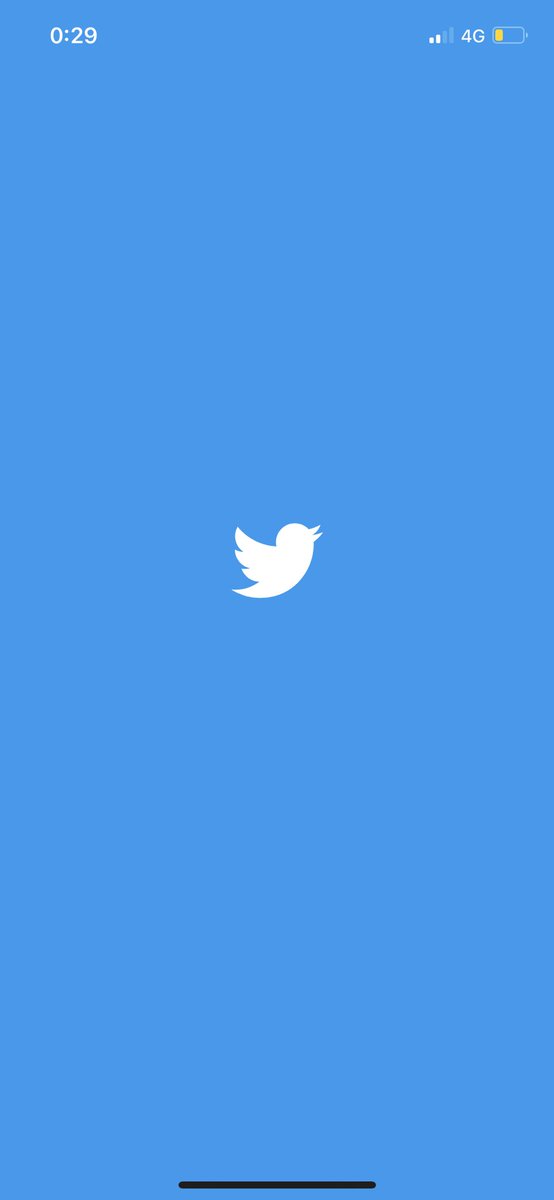 alejandra_ml07's tweet photo. Vale pero yo sigo con el pajarito https://t.co/cMoN6MuUIK