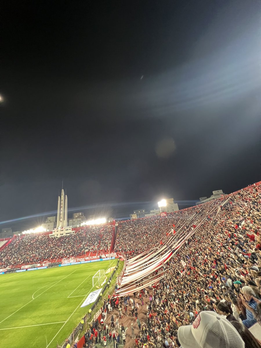 JuanePelegrin's tweet photo. Buenas noches, Quemeros
Buenas noches, Quemeras
🎈🎈🎈🎈🎈🎈🎈🎈 https://t.co/3t6yedHA0o