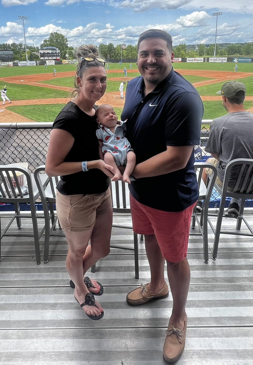 Had a great day with fellow <a href="/MUSabres/">Marian University Sabres</a> at the <a href="/DockSpiders/">Fond du Lac Dock Spiders</a> game!!