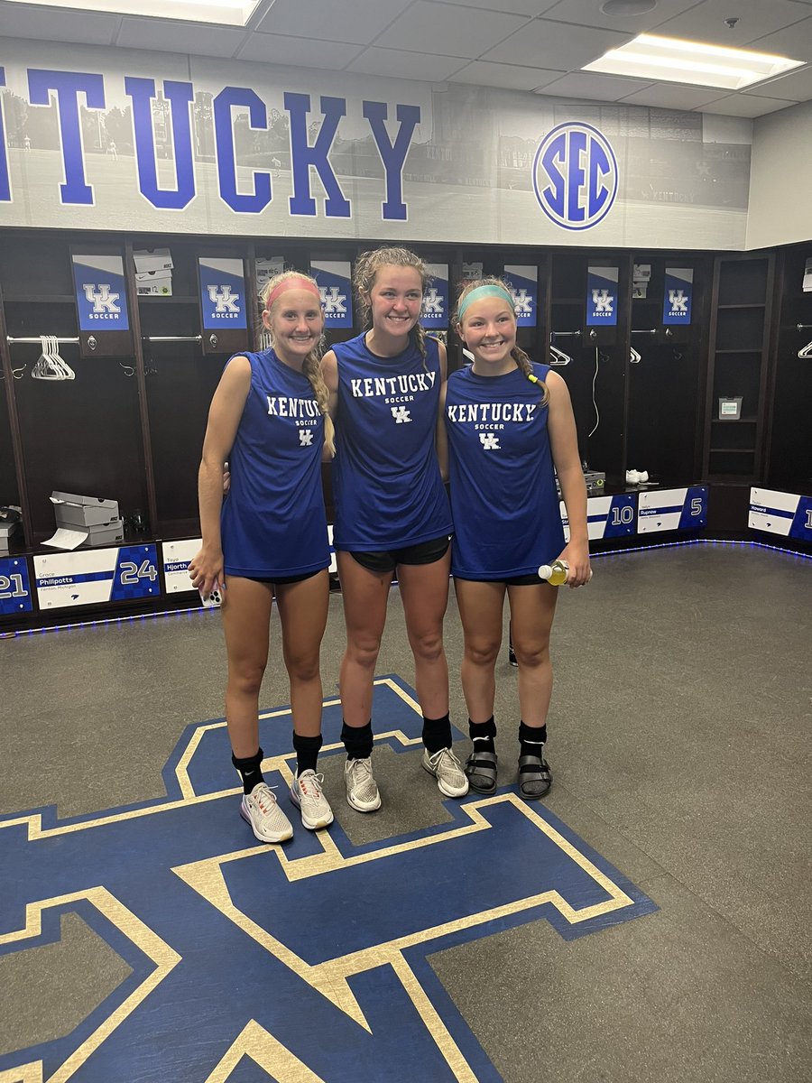 avery_mullins08's tweet photo. Had a great weekend in Lexington at the University of Kentucky ID camp! Lots of good competition and learning opportunities. Cant wait for the next one! #UniversityofKentucky #Identificationcamp #UKwomensSoccer @UKWomensSoccer https://t.co/gAkn8h727o