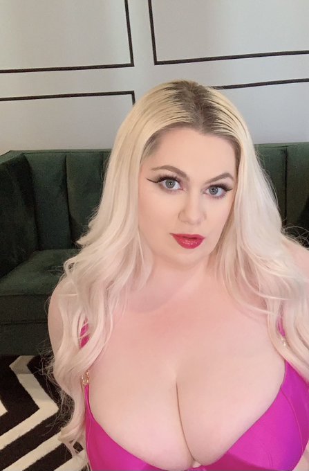 40% off https://t.co/MvQS6ktDYz https://t.co/3YuzTVMaWf