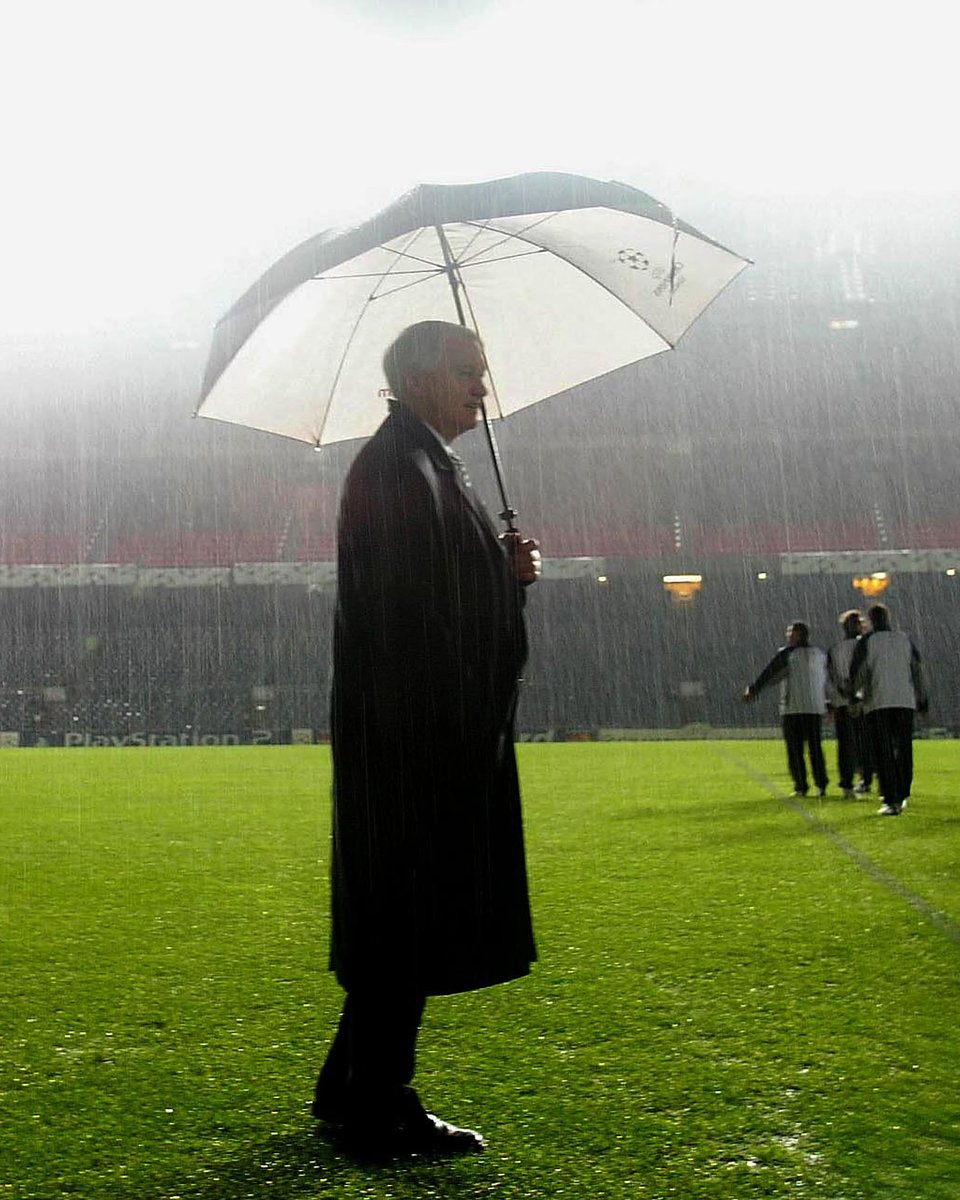 NUFC's tweet image. One of a kind.

14 years ago we sadly lost a true legend of the game.

Sir Bobby Robson. Forever in our thoughts. 🖤🤍