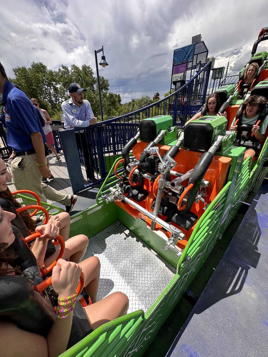 EscapeVisuals's tweet image. Another great shoot for premier parks!