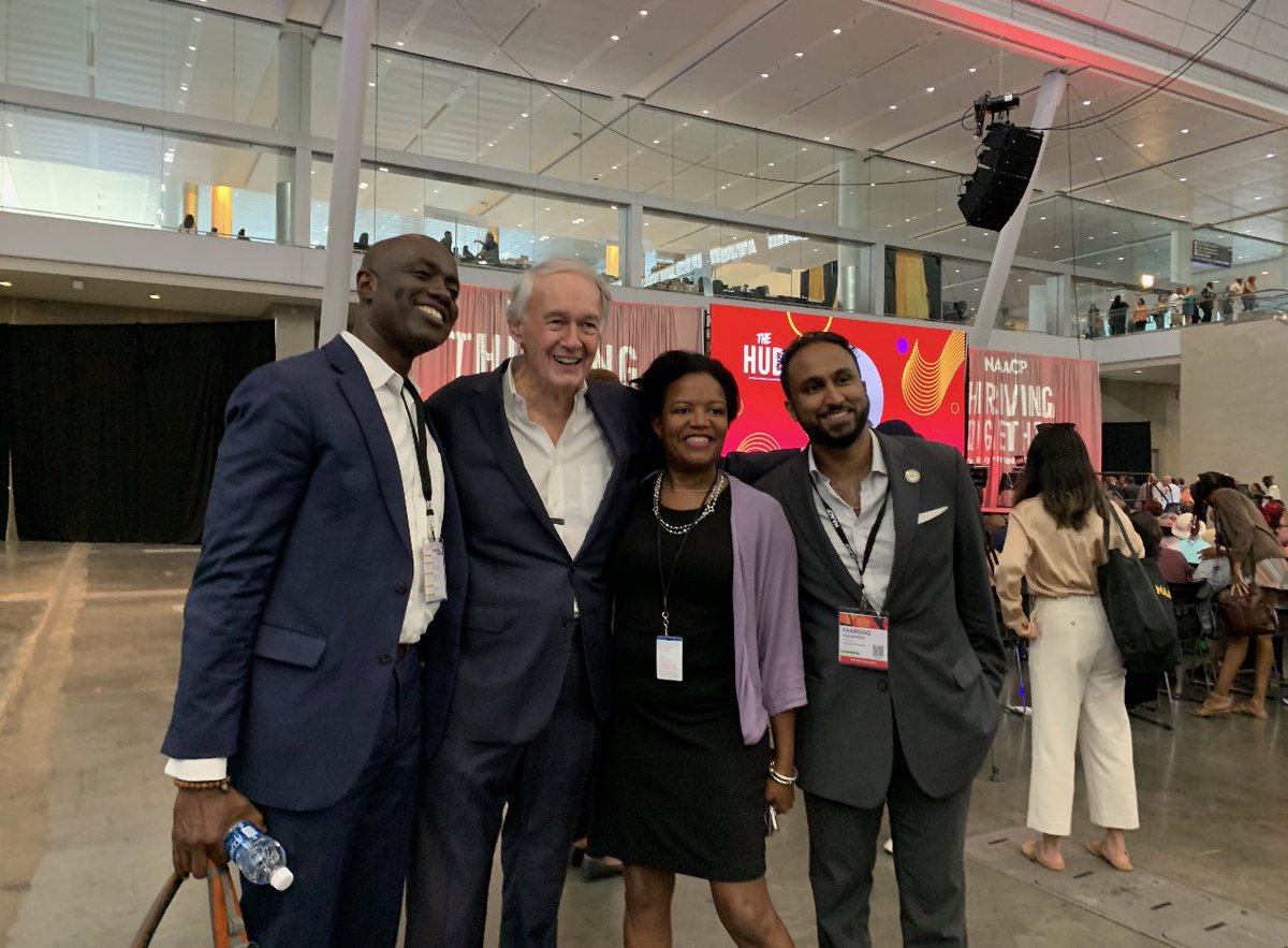 Ed Markey tweet media