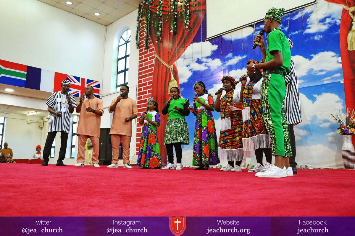 theJEAChurch's tweet image. The Unity Choir, comprised of 2 persons from all natural groups of the church, ministered, expressing the love and unity in the house, at Unity Service 2023

#JeaChurch
#UnityService
#UnityService2023
#OurYearOfVeryGoodNews
#RevDavidEsosaIzeiyamu