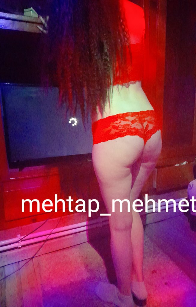 Eglenceye devam kimler var bize eslik edecek