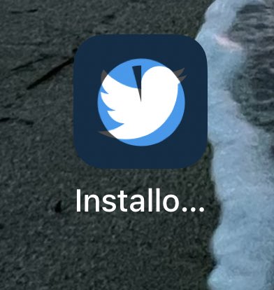 So che non è un addio, Twitter. Però grazie, comunque. 
Mi hai reso una persona migliore? Non so ma mi hai reso una persona con più relazioni arricchendo la mia vita migliorandomi come essere umano. 
Io spero di essere stato utile ma è solo una tappa, non è mica finita qui!