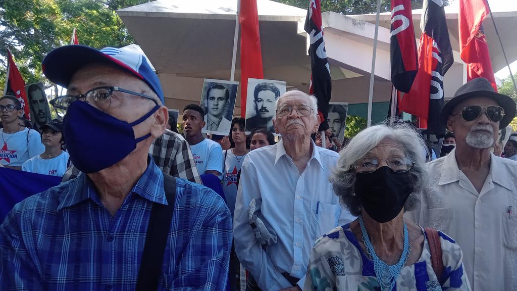 YanetHzP's tweet photo. Ni olvidados ni muertos. https://t.co/WEu2XKL0op