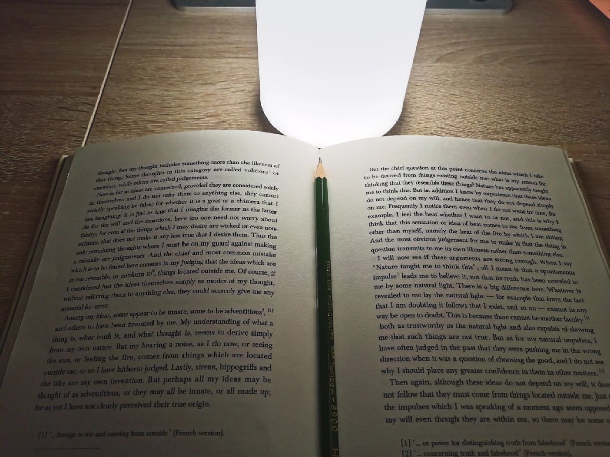 ewillette2003's tweet photo. Every night, I have to read a book, so that my mind will stop thinking about things that I stress about. https://t.co/knYfmtieTo